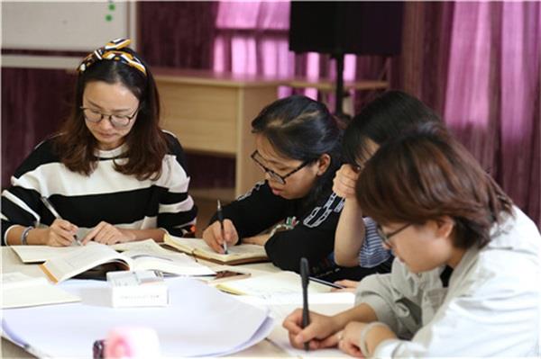 http://s.yun12.cn/wxqyyey/images/5luwsnyd1vb20190702161817.jpg